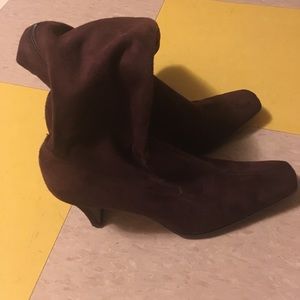 SAM & LIBBY BROWN BOOTS